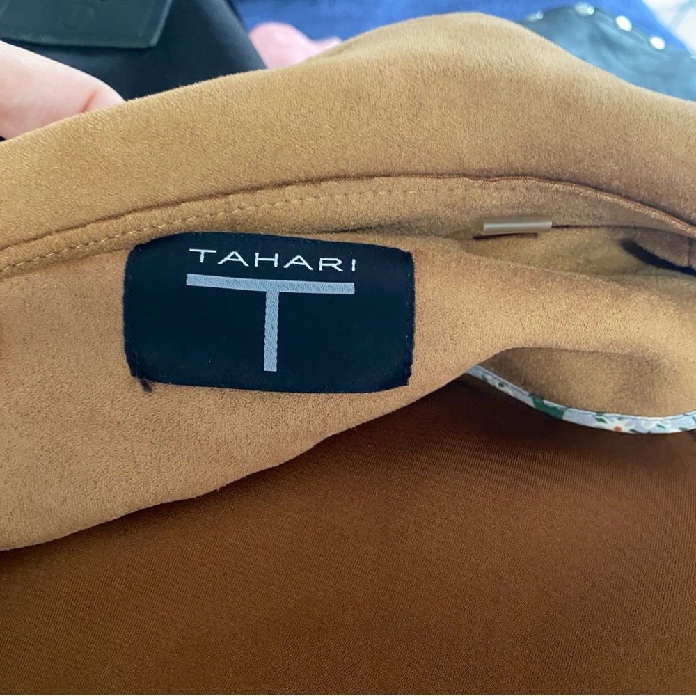 Tahari Women's Brown Leather Jacket - Picture 7 of 8